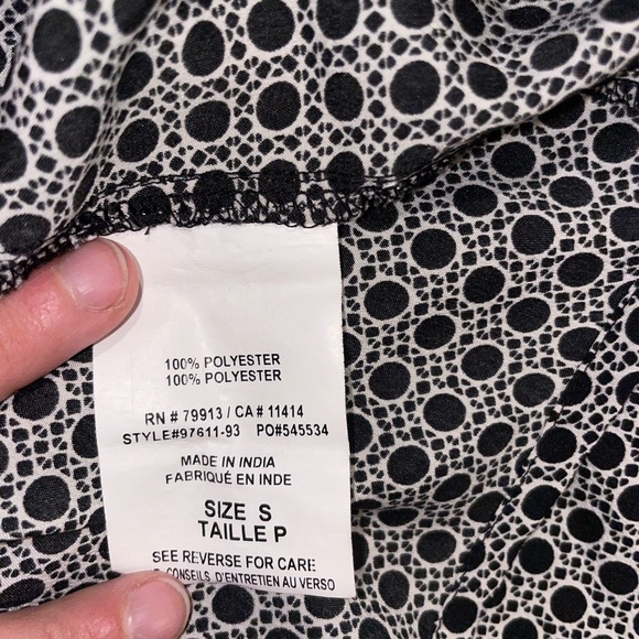 Motherhood Maternity Black and Grey Blouse Size Small - Picture 3 of 3